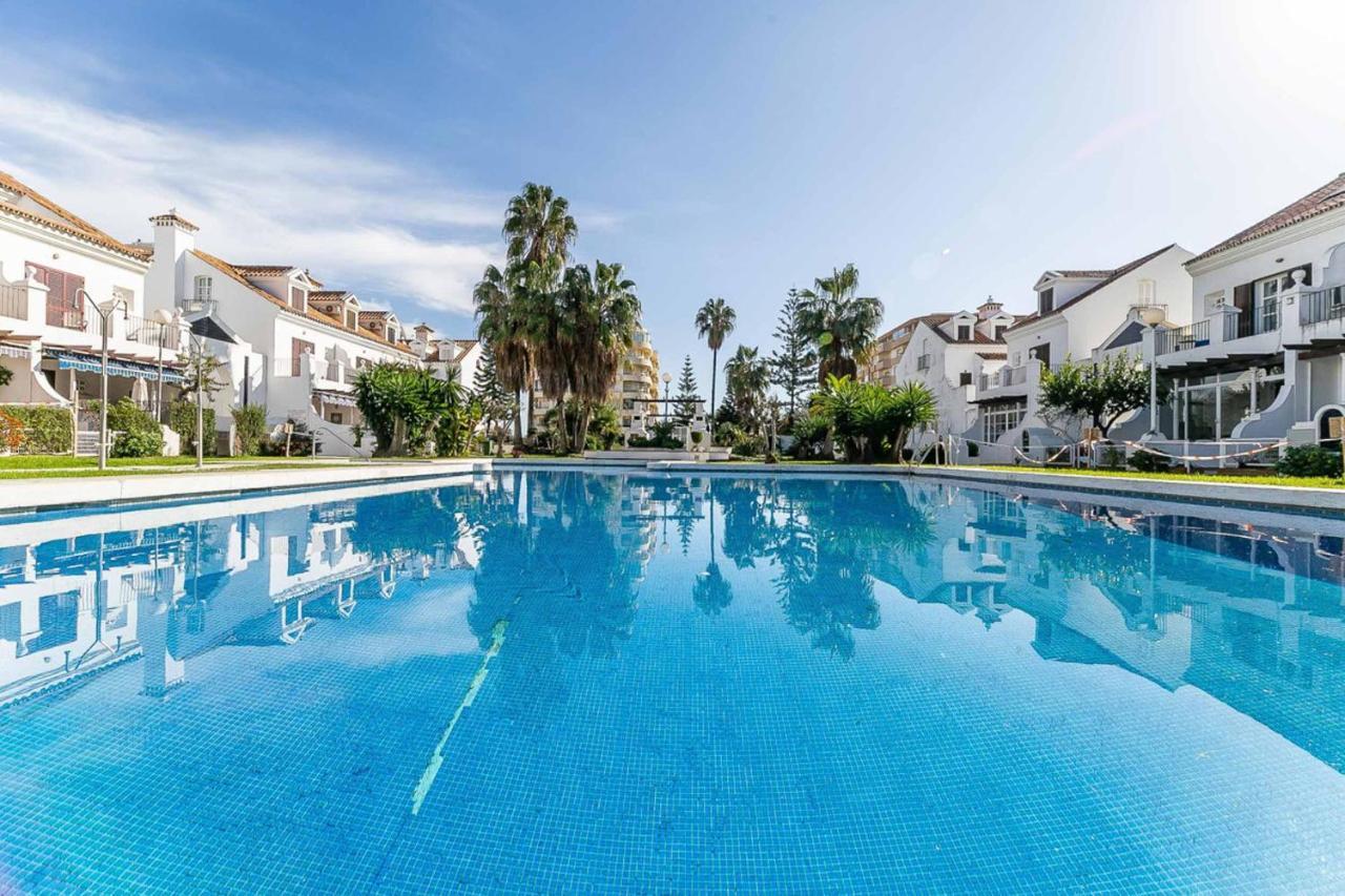 Sur Suites Castillo ฟูเอนฮิโรลา ภายนอก รูปภาพ
